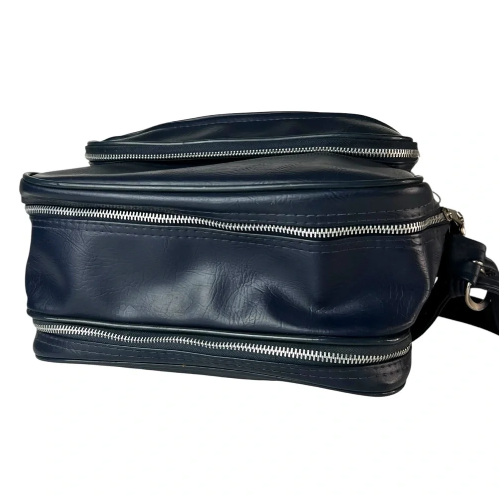 Vintage Speedo Navy Messenger Crossbody Bag Y2K Retro Sport Shoulder Bag
